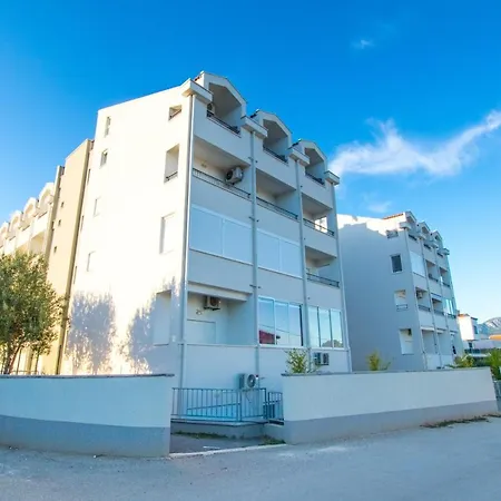 Apartment 4 * Sunset Close To The Sea *