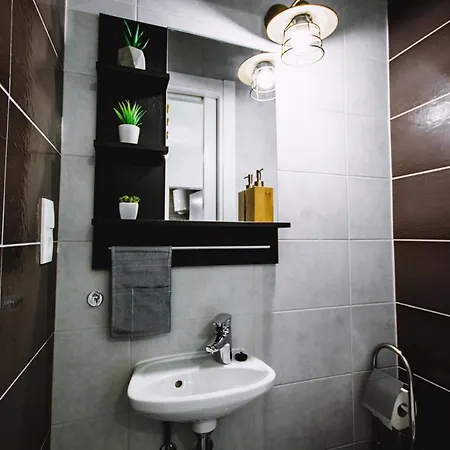 4 * Sunset Close To The Sea Apartment *